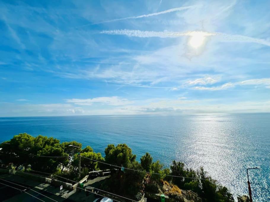 Suite Sunset 21 - Fronte Mare Sanremo Exterior photo