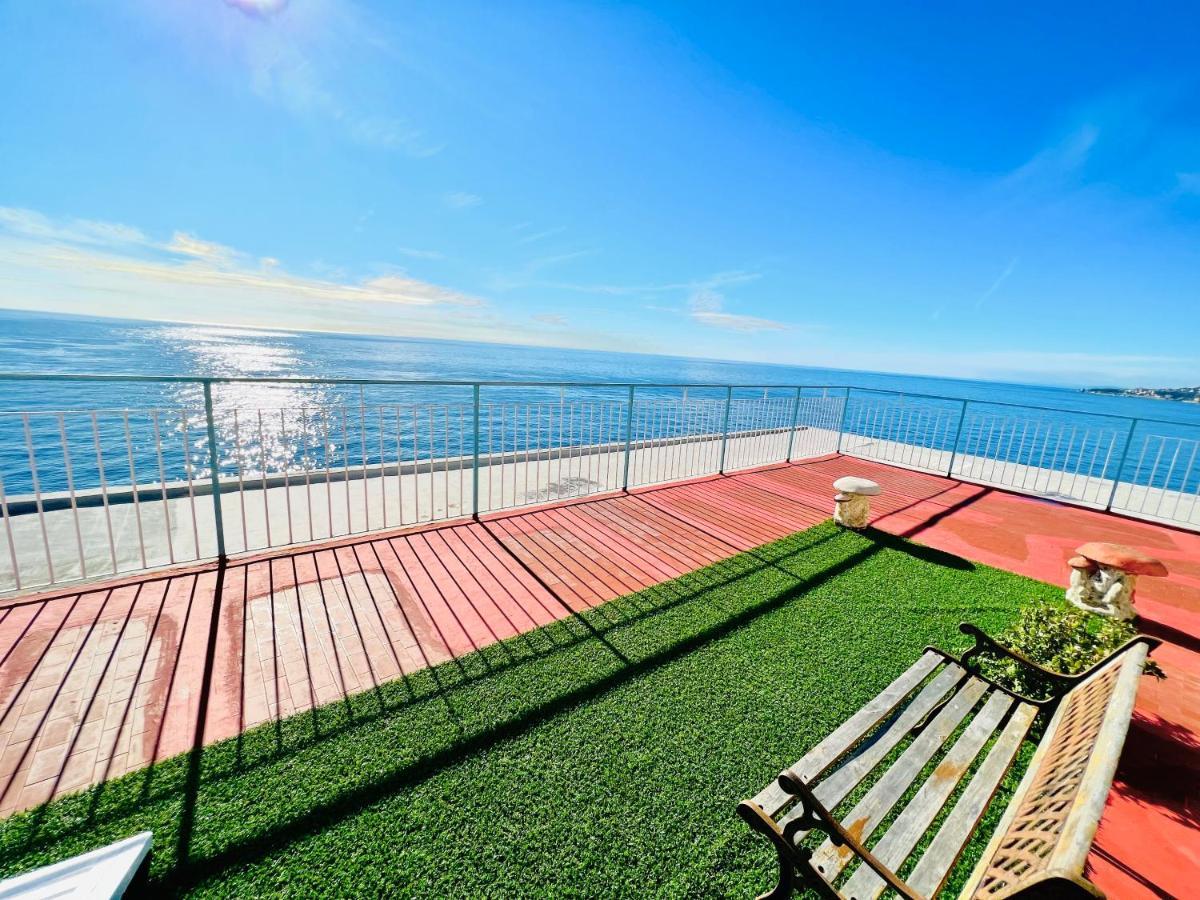Suite Sunset 21 - Fronte Mare Sanremo Exterior photo